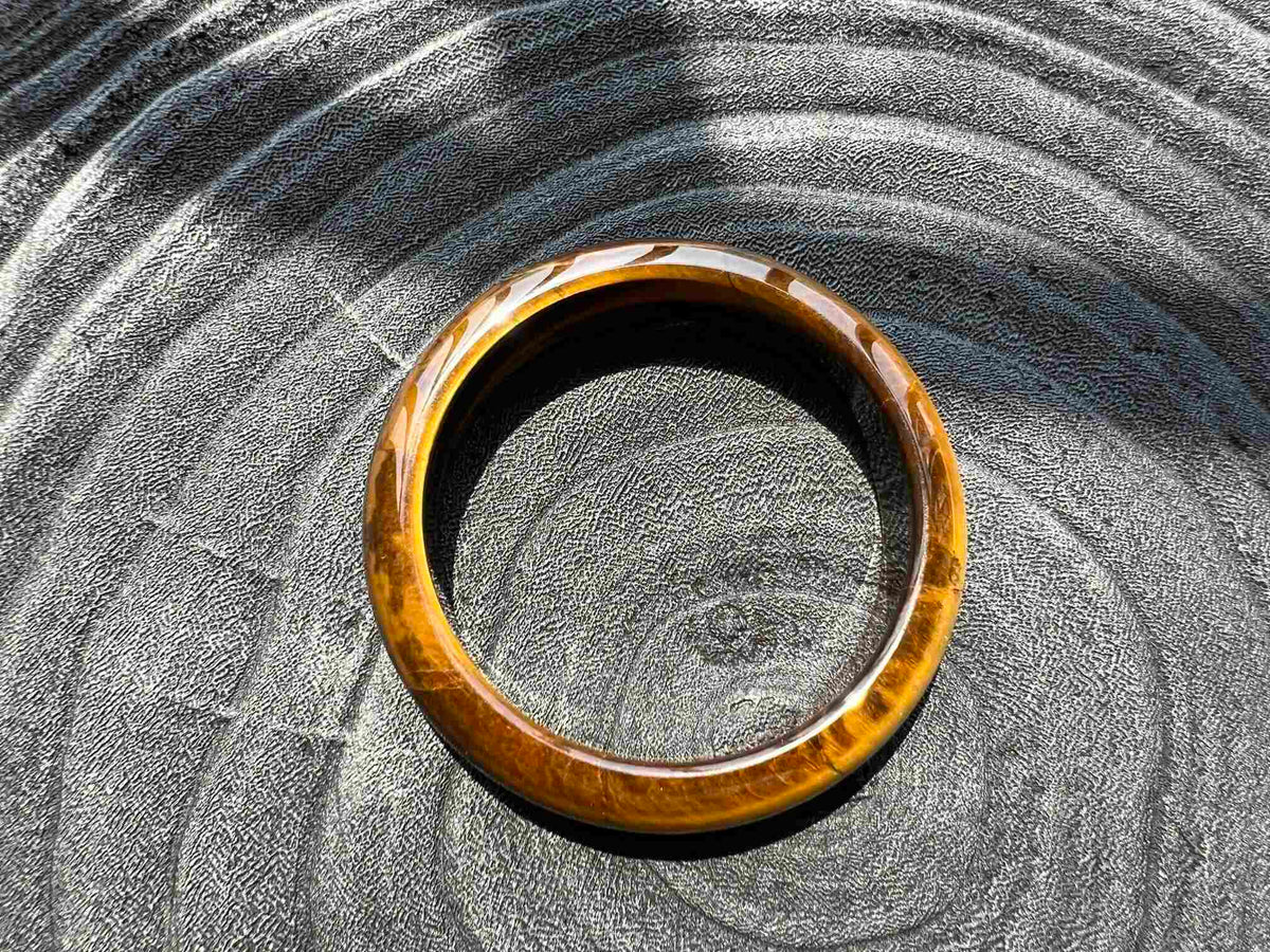 Natural crystal Tiger's eye bangle for men and women Energy Protection Crystal Real stone